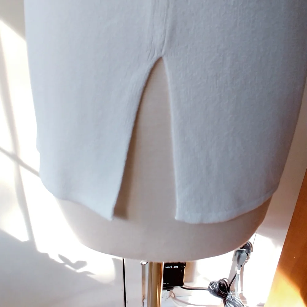 ๐ซSOLD๐ซ ESCADA Italy Sleeveless Top Blouse White Italian size 36 - US: Small, 4 - Picture 5 of 10